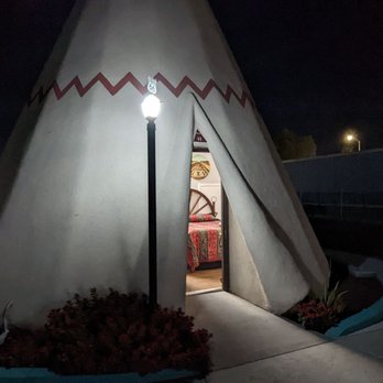 Wigwam Motel - Entrance to wigwam - Hotels Near Me - San Bernardino, California Wigwam Motel - Entrance to wigwam - Hotels Near Me - San Bernardino, California