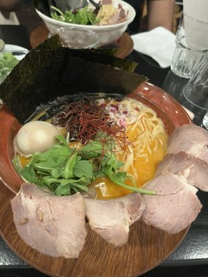Ramen Nakamichi by null