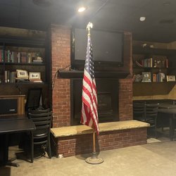 Pub At The Pinicon