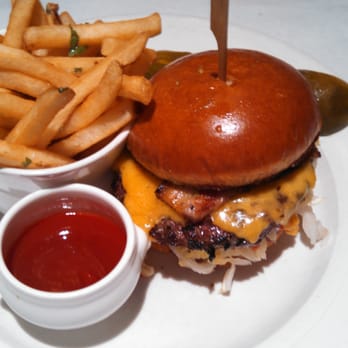 The Gage - Burger with guacamole and crispy pork belly - New American Near Me - Chicago, Illinois The Gage - Burger with guacamole and crispy pork belly - New American Near Me - Chicago, Illinois