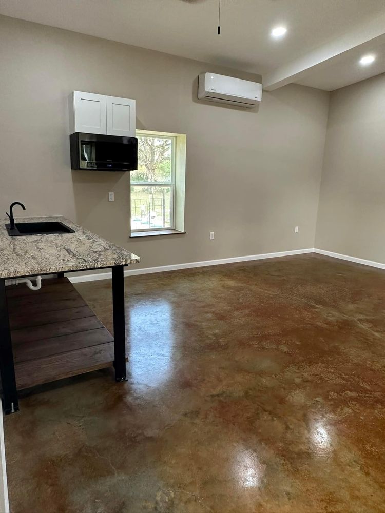 Slide of Black Swan Construction