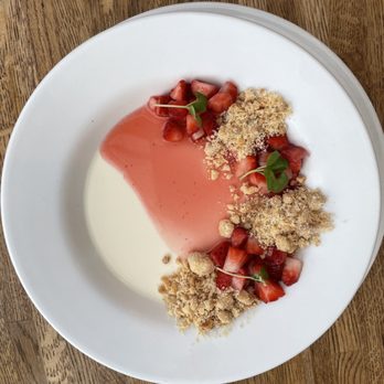 OSTE - panna cotta for dessert - Italian Near Me - Los Angeles, California
