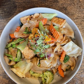 Sun and Moon - Thai Near Me - San Francisco, California Sun and Moon - Thai Near Me - San Francisco, California