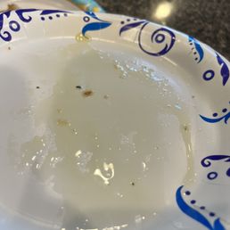 The plate I used to heat my cold chicken. The plate I used to heat my cold chicken.