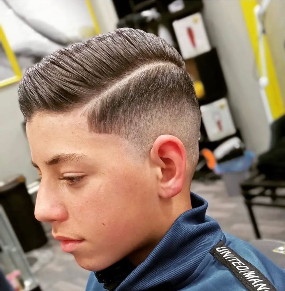 Fades & Blades SF Logo