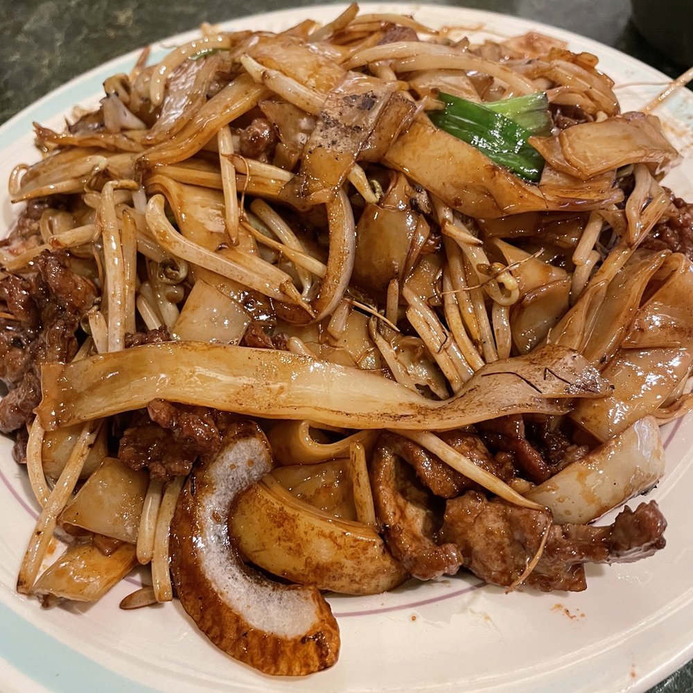 Golden Harvest - Beef chow fun - Dim Sum Near Me - Warren, Michigan Golden Harvest - Beef chow fun - Dim Sum Near Me - Warren, Michigan
