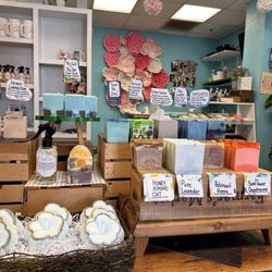 The Bubblery Nashville - Viewpoint of store interior from the front door.