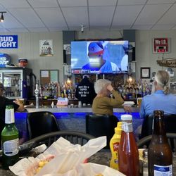 Captain’s Legacy Bar and Grill - Bar