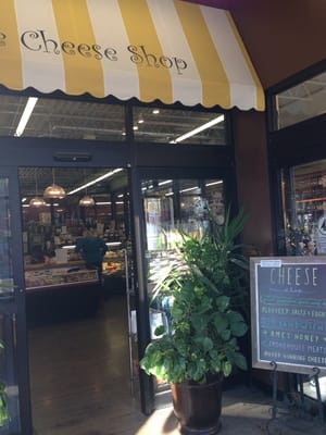 Lake Wine & Spirits by null