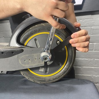 SWIFT Canada - Bike Repair/Maintenance Near Me - Toronto, Ontario SWIFT Canada - Bike Repair/Maintenance Near Me - Toronto, Ontario
