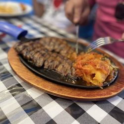 Casa Vieja Restaurant - Carne Asada Con Papa Chorreada
