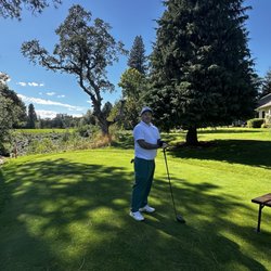 Indian Creek Golf Course - 14 tee "The Keyhole"