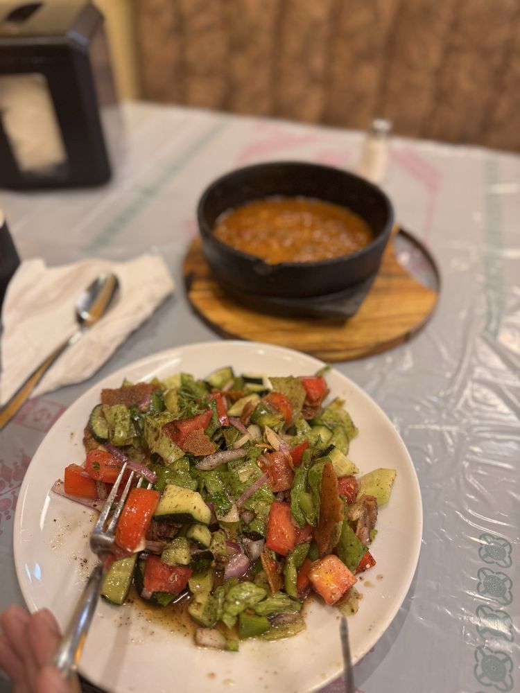 Yemen Cafe & Restaurant Logo