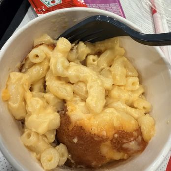 Chick-fil-A - Chicken Shop Near Me - Clackamas, Oregon