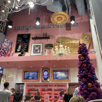 Voodoo Doughnut - Inside - Bakeries Near Me - Orlando, Florida Voodoo Doughnut - Inside - Bakeries Near Me - Orlando, Florida