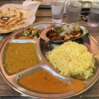 Zareen's - Chicken Tikka Masala Curry - Halal Near Me - Mountain View, California Zareen's - Chicken Tikka Masala Curry - Halal Near Me - Mountain View, California