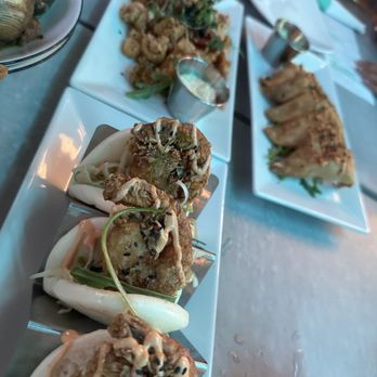 RAW - Bao Buns + Calamari + Crab Rangoons - Seafood Near Me - Hartford, Connecticut