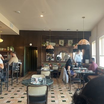 Poeta - Such charming decor! - Italian Near Me - Austin, Texas Poeta - Such charming decor! - Italian Near Me - Austin, Texas