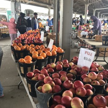 Rochester Public Market - Fresh apples - Public Markets Near Me - Rochester, New York Rochester Public Market - Fresh apples - Public Markets Near Me - Rochester, New York