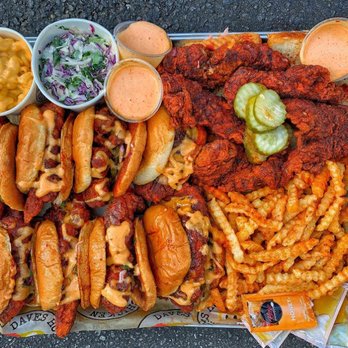 Dave's Hot Chicken - Chicken Shop Near Me - Warren, Michigan