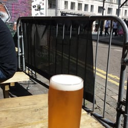 Thirsty Scholar - Pint, sun, good company in an old haunt 3