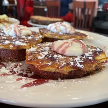 Lena's Kitchen - Red velvet French toast - Breakfast & Brunch Near Me - Wixom, Michigan Lena's Kitchen - Red velvet French toast - Breakfast & Brunch Near Me - Wixom, Michigan
