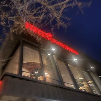 Gordon Ramsay Hell's Kitchen - Restaurant - Desserts Near Me - Washington, DC, District of Columbia