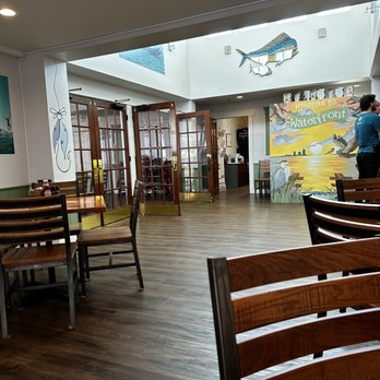 The Waterfront - Interior - Seafood Near Me - Daphne, Alabama The Waterfront - Interior - Seafood Near Me - Daphne, Alabama
