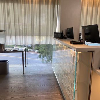 The Valorian - Hotels Near Me - West Hollywood, California