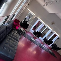 Manci Beauty Salon - Very clean place