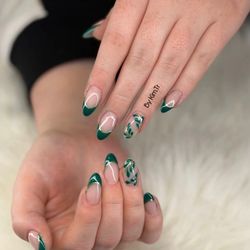 Diamond Nails and Spa