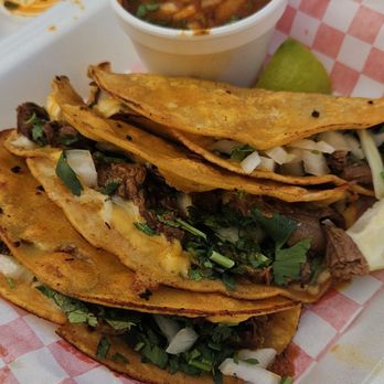 Pablito's Basecamp - Quesabirria tacos - Food Trucks Near Me - Murphys, California