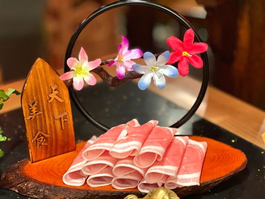 Wei Shu Wu Hot Pot 味蜀吾火锅 by null