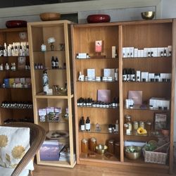 Island Spirit Healing Center & Day Spa