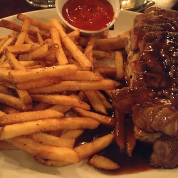 Metropolitan Grill - Steak sandwich and friea - American Near Me - Seattle, Washington Metropolitan Grill - Steak sandwich and friea - American Near Me - Seattle, Washington