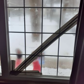 Nanco - The cracked, leaking window installed by Castle. Bubba taped by professionals. - Windows Installation Near Me - Newington, Connecticut