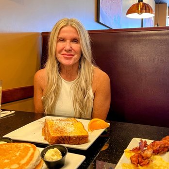 Keke's Breakfast Cafe - Breakfast. Pancakes & French toast - American Near Me - Tampa, Florida