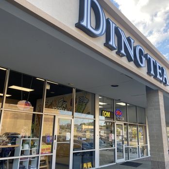 Dinh Tea Oak Park - The outside - Bubble Tea Near Me - Lenexa, Kansas