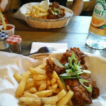 Yard & Coop - The chicken was absolutely fantastic! - Bars Near Me - Manchester, XGM