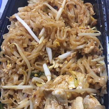 Sabai - Chicken pad Thai to-go - Thai Near Me - Boynton Beach, Florida Sabai - Chicken pad Thai to-go - Thai Near Me - Boynton Beach, Florida