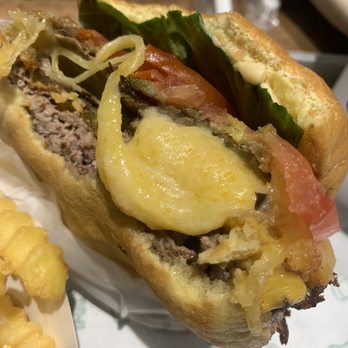 Shake Shack El Segundo - ShackBurger - Burgers Near Me - El Segundo, California