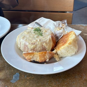 Mersea's - clam chowder - Bars Near Me - Avila Beach, California