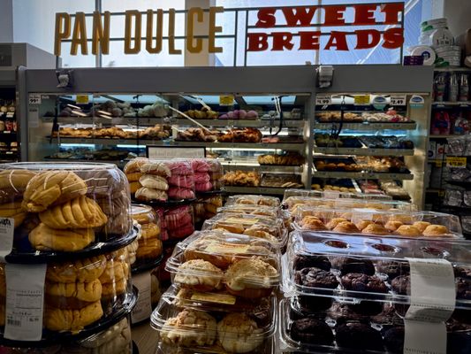 Vallarta Supermarkets by null