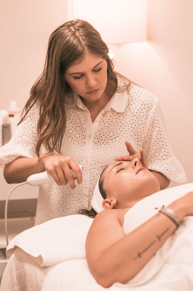 MB Skincare & Waxing Logo