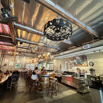 Jones Coffee Roasters - Interior - Coffee Roasteries Near Me - Pasadena, California