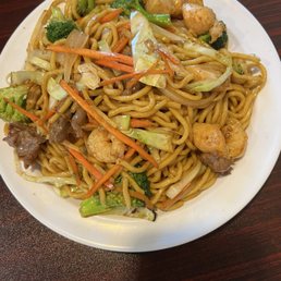 Combo Lo Mein