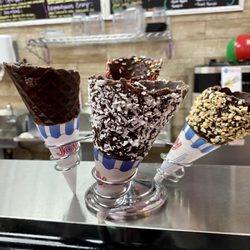 Susie Scoops - Chocolate dipped cones