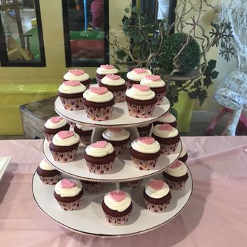 Ji's Cake Boutique - Cupcakes Near Me