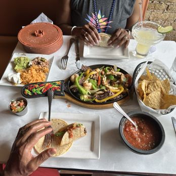 El Nuevo Mexicano - Delicious!!! - Mexican Near Me - Chicago, Illinois El Nuevo Mexicano - Delicious!!! - Mexican Near Me - Chicago, Illinois