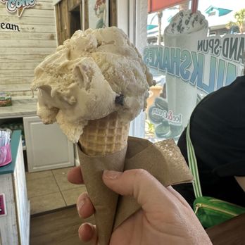 Ice and Cream Creamery - Ice Cream & Frozen Yogurt Near Me - St. Pete Beach, Florida